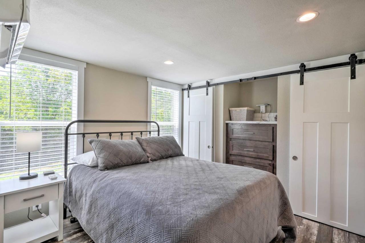 Branson Tiny Home On 52 Acres With Private Lake! Exteriör bild